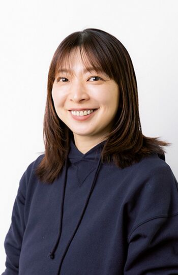 CHIEさん●丁寧な施術＆明るく親しみやすい人柄で、大人女性から絶大な支持を誇る。加齢とともに変化する髪や頭皮の悩みに寄り添い、幅広い似合わせスタイルを提案してくれる。