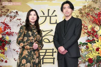 NHK大河ドラマ『光る君へ』に出演する吉高由里子、柄本佑