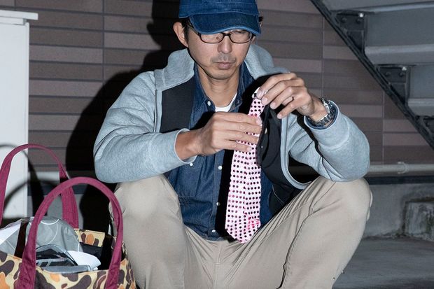 帰り支度をするギブさん