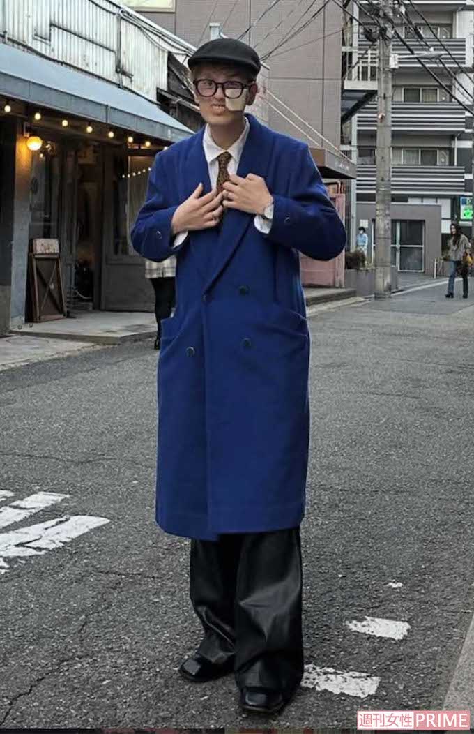 もりひ　2003年生まれ。鍼灸師として整骨院に勤務しながら、ユーチューバーやティックトッカーとして活動。小学2年生の時にがんが見つかり入退院を繰り返す。明細胞性歯原性悪性腫瘍という世界でも症例の少ない希少がん。昨年がん治療の影響で顔に穴があき、その時期から配信を始め注目を集める。