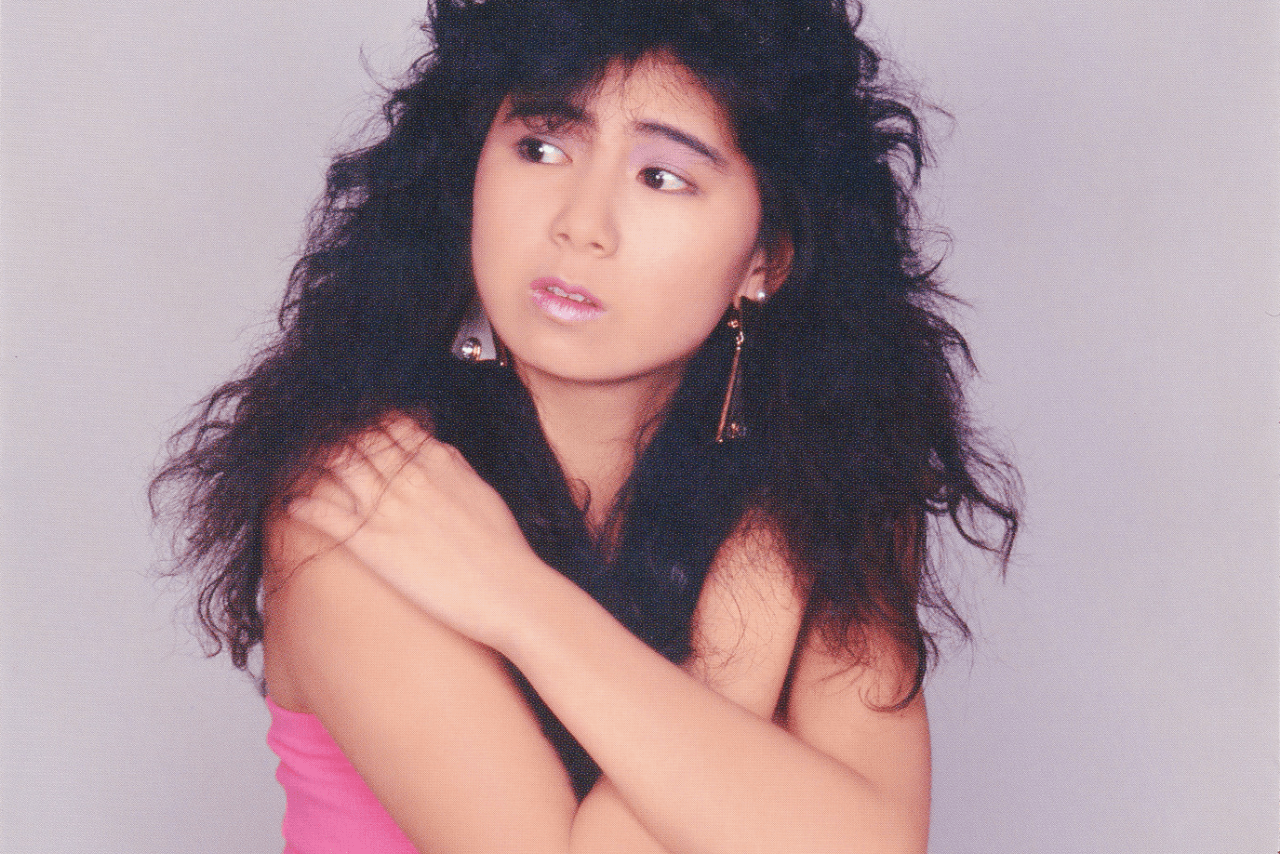 1974年のデビュー直後。歌手になるつもりはなかったという