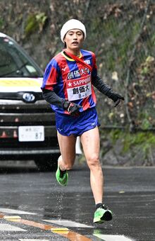 吉田響選手（22）創価大・経済学部4年。3年のときに東海大から編入。3度目の5区山上りで区間新記録を狙う（写真／アフロ）