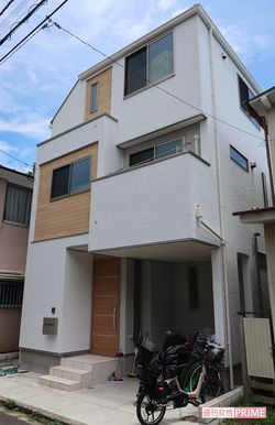 犯行現場となった容疑者の自宅