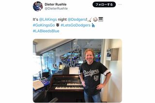 粋な選曲のオルガン演奏で球場を盛り上げているディーター・ルール氏（本人のXより）