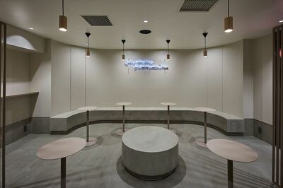 東京都内にある「スタイリッシュな喫煙所」から、街の美化と分煙社会を考える