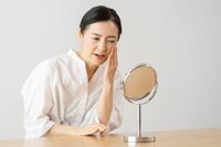 プロ直伝の「小鼻ほぐし」でほうれいを線撃退！凝り固まった顔の筋肉をほぐしてキュッと上がった表情に、ケ…