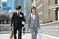 山田涼介がお手本にしたい“かわいい”代表、「NGを出すと抱きついてくるんですよ」