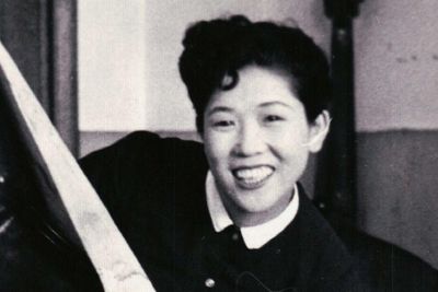 94歳・内海桂子師匠が語る、79年の芸人人生と24歳年下の夫とのロマンス