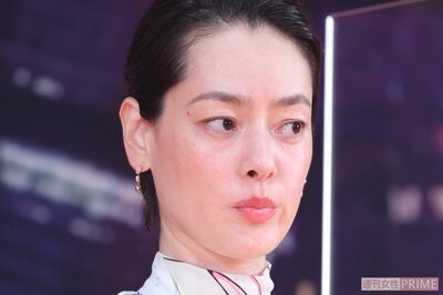 市川実日子、主演ドラマ『ホットスポット』が大好評！謎に包まれた素顔のウラに「SNS」「姉」「加瀬亮」