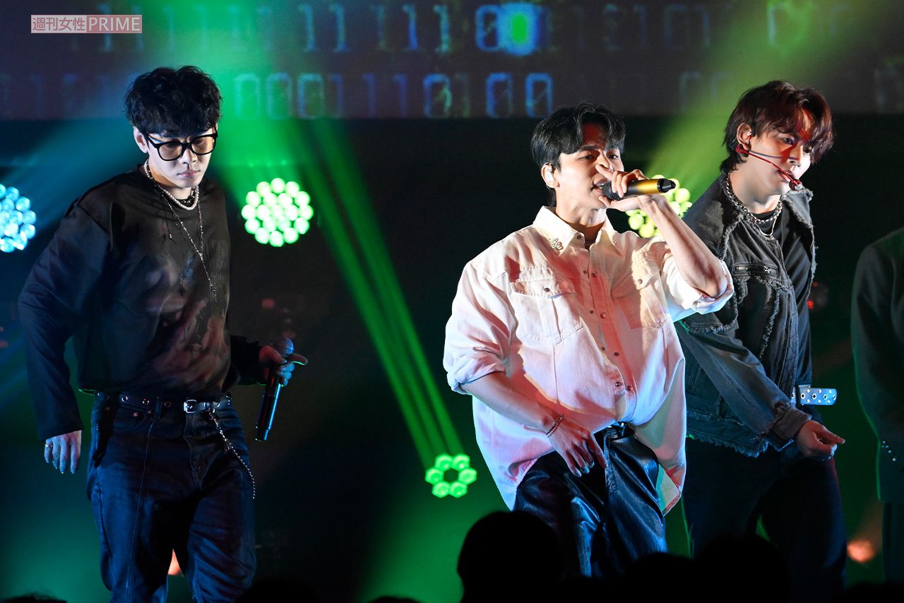 7月25日に行われたMYNAMEのライブのもよう。完璧なステージングに満員の会場が沸いた　撮影／渡邉智裕