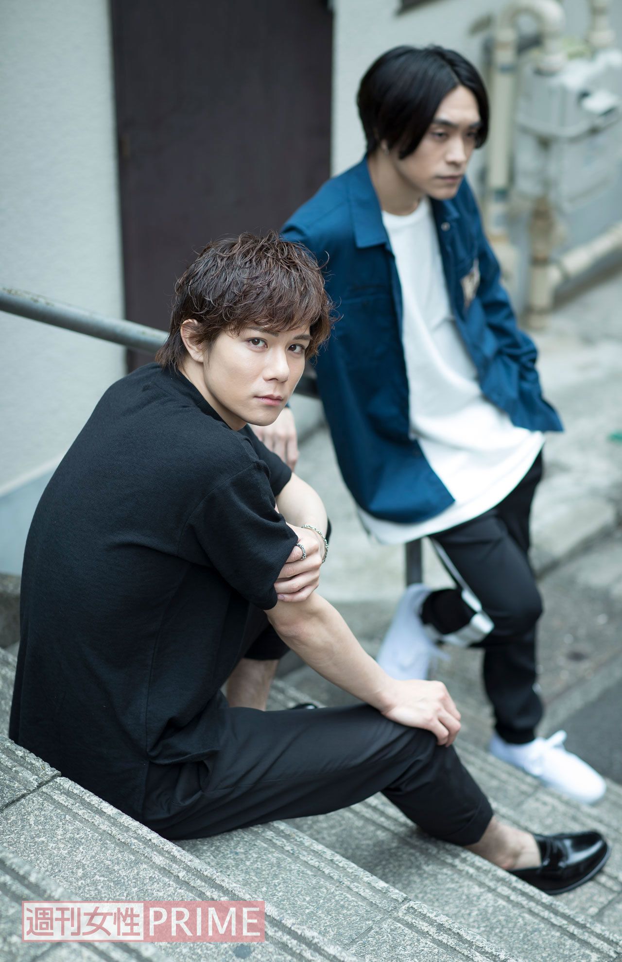 左から柿澤勇人、平間壮一　撮影／廣瀬靖士