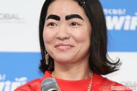 男女200人に聞いた「一番面白いと思う女性芸人」は!?　3位は太眉＆セーラー服のイモト！