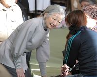 慰問中に震度3の余震、そのとき美智子さまがとられた行動とは