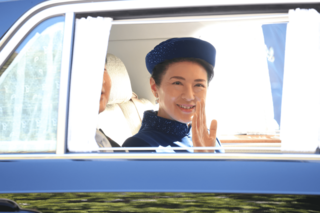 上皇さまの90歳のお誕生日に際し、赤坂御用地を訪問された雅子さま（'23年12月）