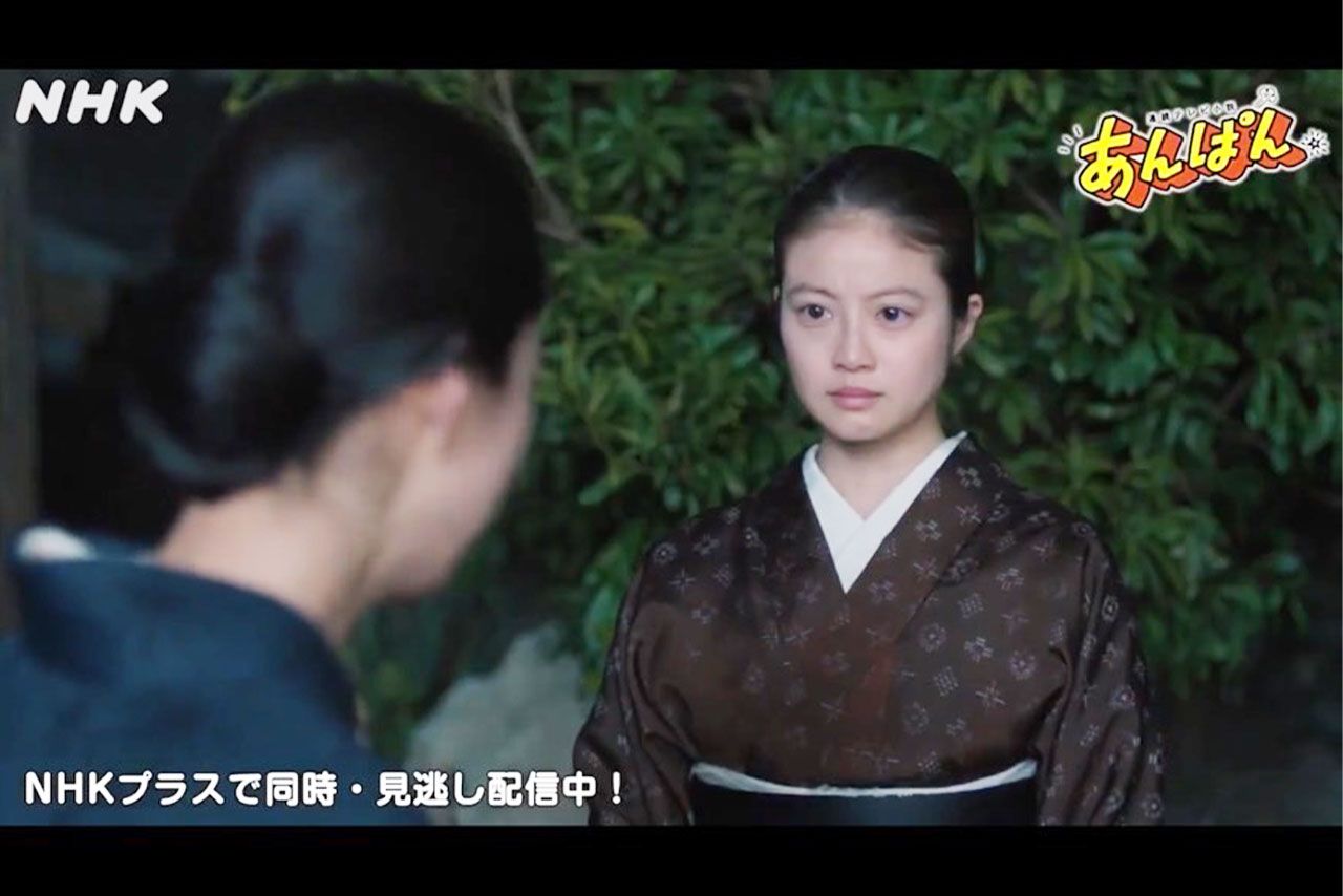 ルイ・ヴィトンの柄みたいだと話題になった朝ドラ『あんぱん』の今田美桜の着物姿（番組公式Xより）