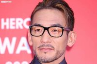 中田英寿、バラエティー出演で「庵野秀明みたい」ファッション好評の一方「茶室でキャップ」マナーが物議
