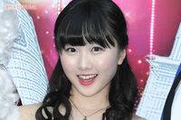 本田望結がインスタグラムに投稿した『NYLON JAPAN』掲載の個性的すぎるファッションに賛否「キャラバグっ…