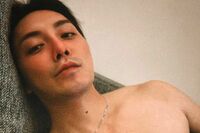 「疲れちゃったかな」ドラマ『相棒』に回想出演して話題の元・成宮寛貴を公園で目撃！「今は何をしている人…