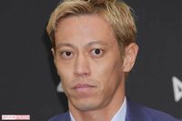 本田圭佑、W杯予選“伝説のPK”をDAZNが公開するもなぜか“絶頂顔”サムネに「やめてあげて」ツッコミ殺到