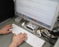 年金個人情報が流出、｢厚労省のシステムは穴だらけ｣の声