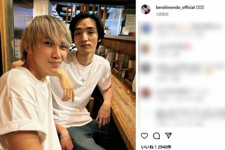 俳優の遠藤健慎容疑者（左）と清水尋也被告