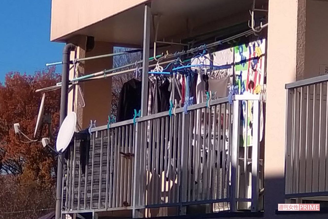 誰もいなくなった自宅マンション。今も洗濯ものが干しっぱなしで…