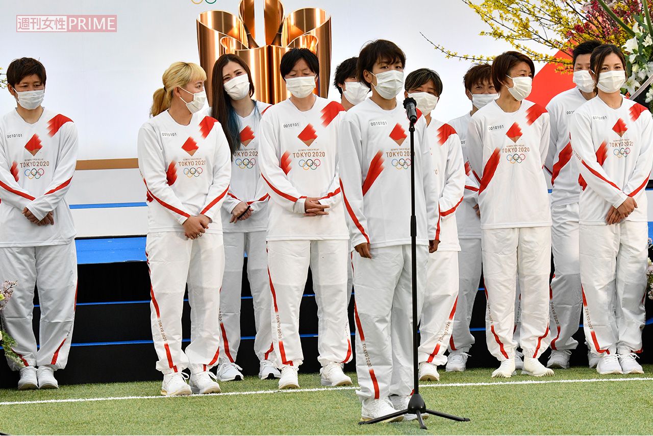 2021年3月、「聖火リレーグランスタート」セレモニーに出席した“なでしこジャパン”