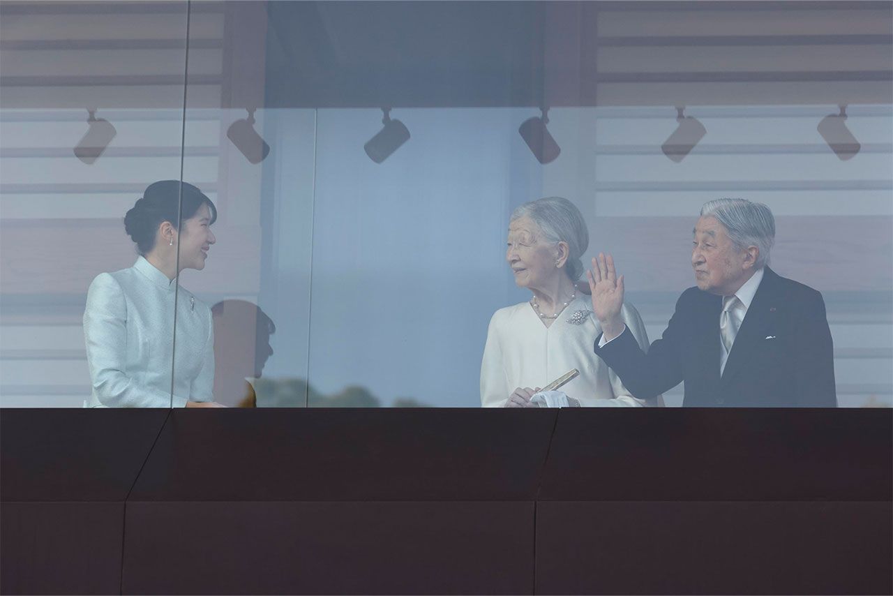 第3回のお出ましでは愛子さまが話しかけ、美智子さまが笑顔でお応えになる場面も