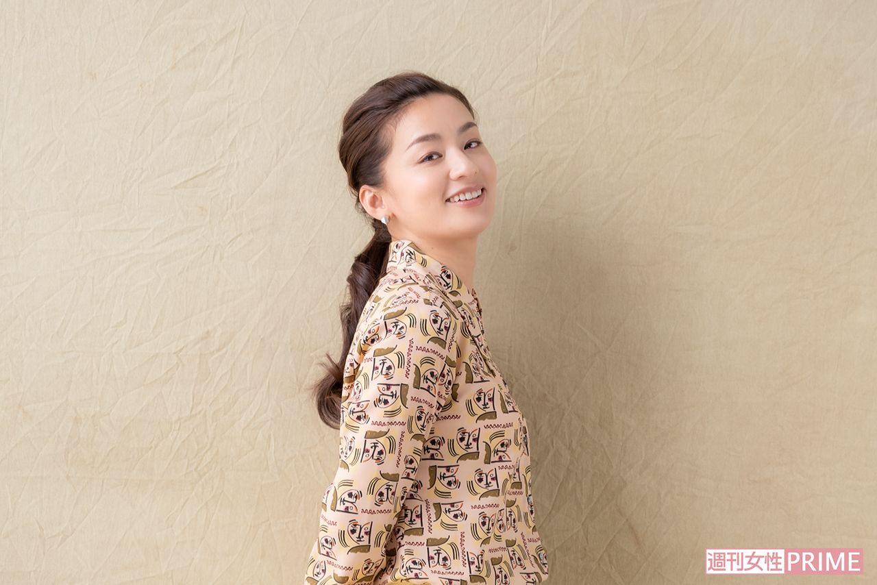 尾野真千子　撮影／高梨俊浩