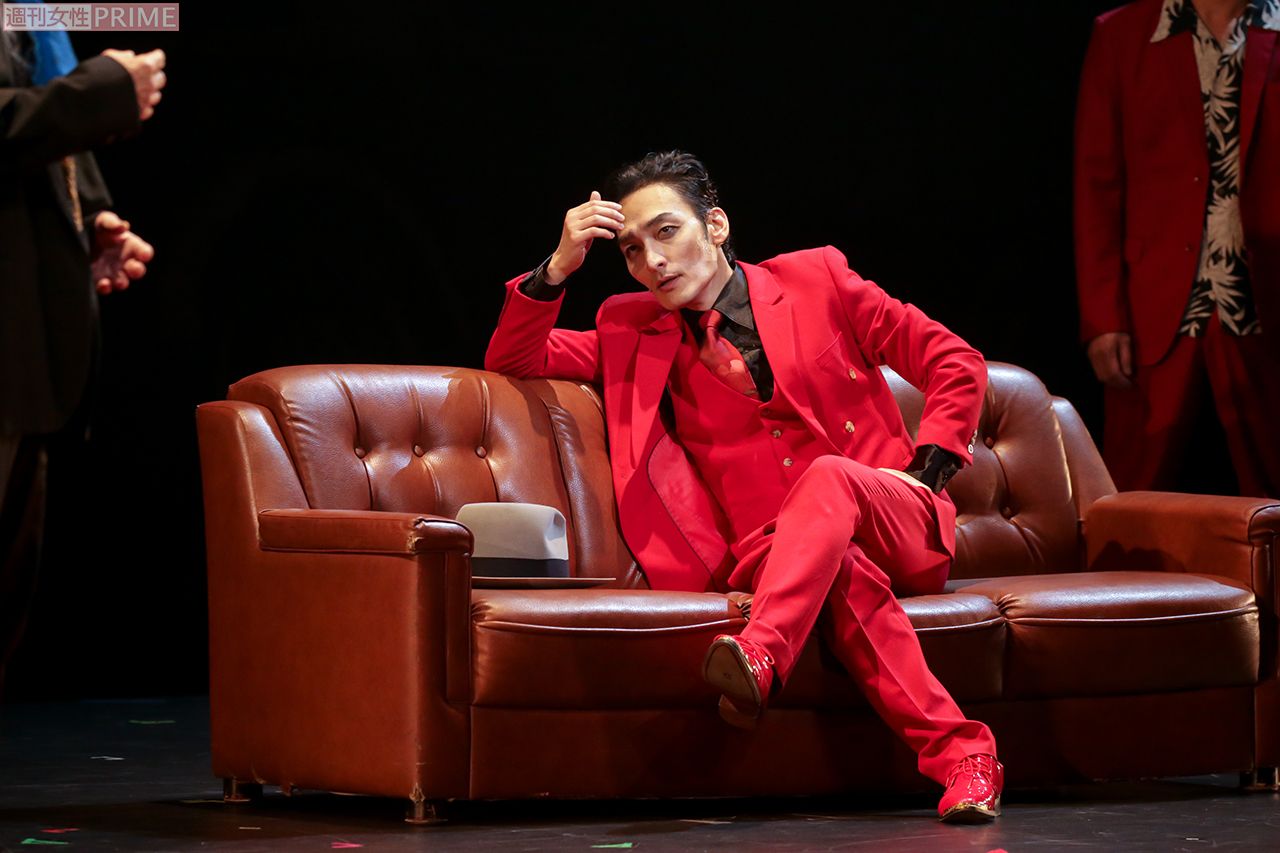 主演舞台『アルトゥロ・ウイの興隆』（'20年）　撮影／佐藤靖彦