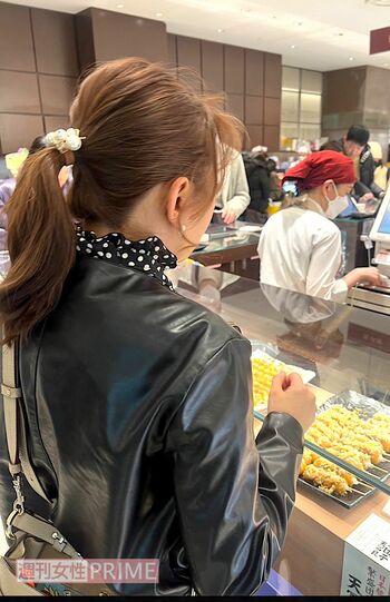 散歩をして目的のお団子屋さんに到着!