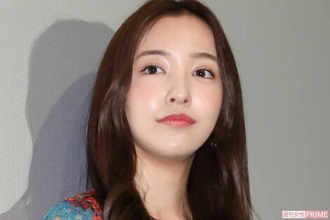 元AKB48・板野友美“リッツ・カールトン脱衣所撮影”騒動、本人は弁明も「脱衣所は許可してない」ホテル側が回答、浮上した“一般常識”のズレ
