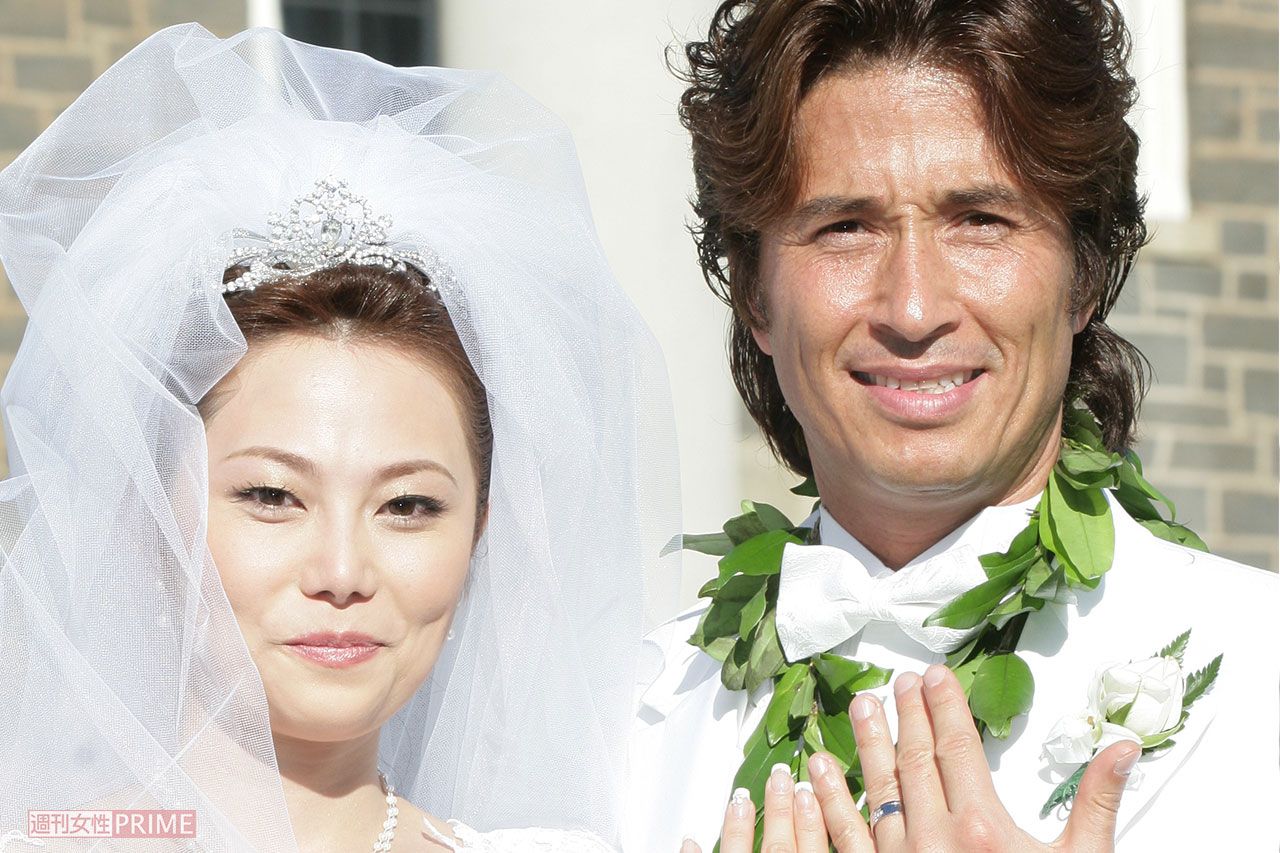 ハワイのハレクラニホテルで結婚式を行った羽賀と麻由容疑者（’06年）