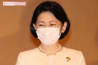 紀子さま、お誕生日文書に記せなかった国民への懺悔！NYではNPO法人が「眞子さんの写真を持って」パトロー…