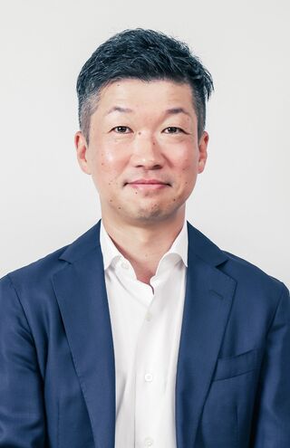山村秀炯さん●株式会社GoodService代表。遺品整理、生前整理事業のほか、親族や友人に頼れない、頼りたくない「おひとりさま」という生き方を尊重し、おひとりさまを支えるサポート事業も行う。
