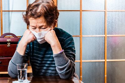 貧困、失業、暴力によって医療費払えず…“生活保護の一歩手前”にある「手遅れ死」