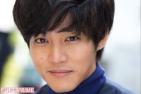 松坂桃李、実はイタズラ好き!?「岡田将生を驚かせようと思ってお尻を」