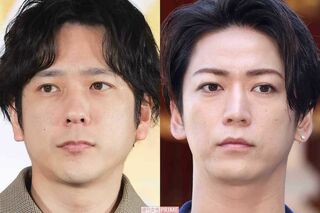 左から二宮和也、亀梨和也