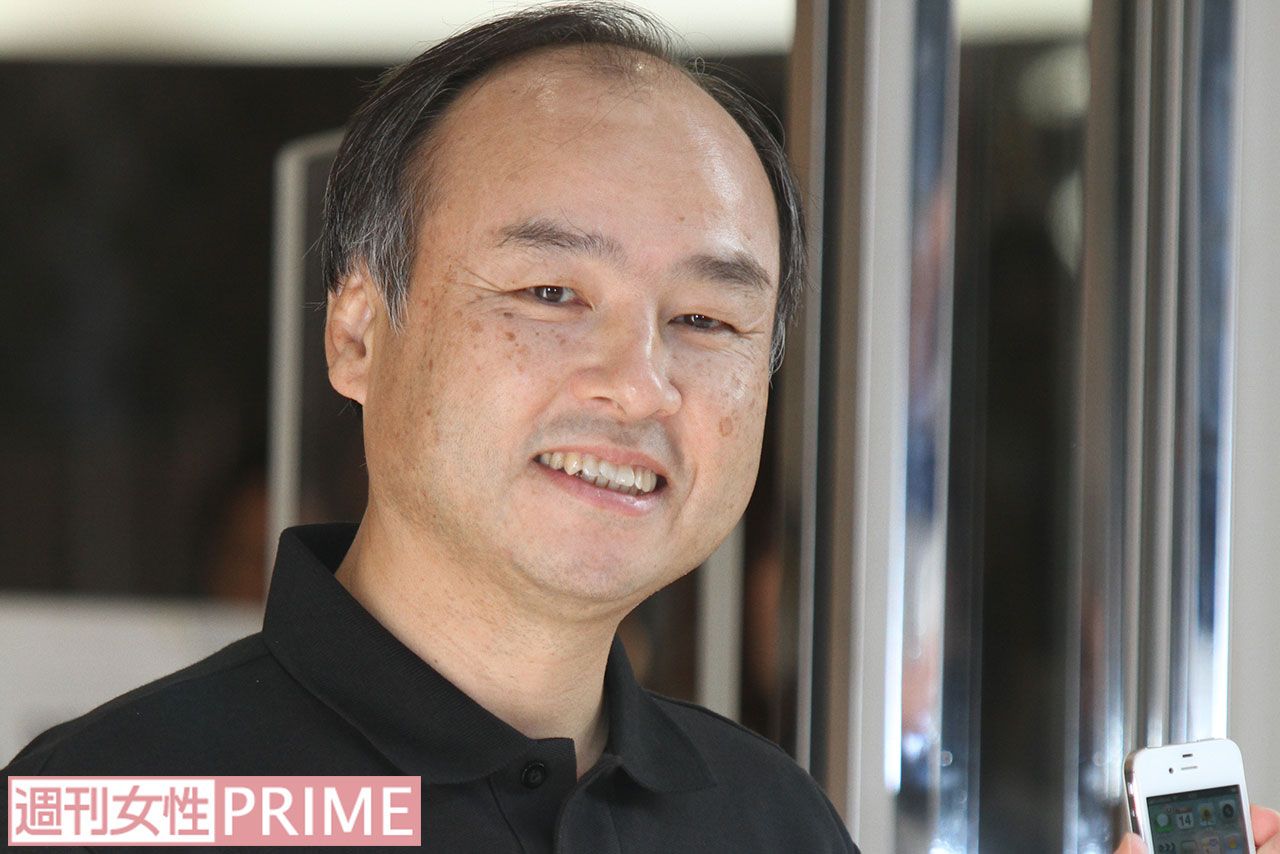 高島望容疑者の著書で帯文を書いていた孫正義氏