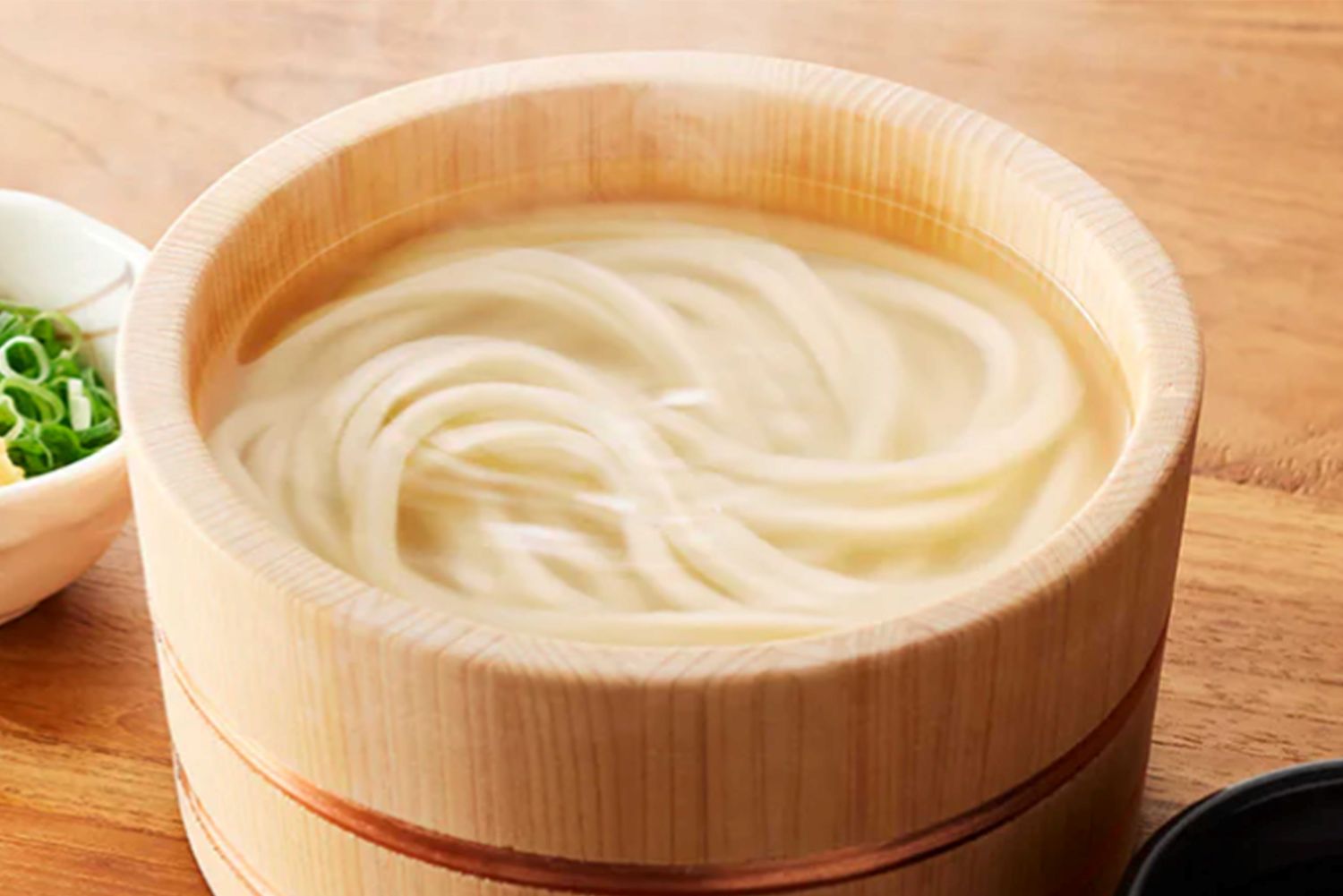 丸亀製麺はクリスマスイブのディナー休業を発表（『丸亀製麺』公式サイトより）