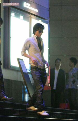 2007年、日本テレビ系ドラマ『バンビ〜ノ!』打ち上げに参加した松本潤
