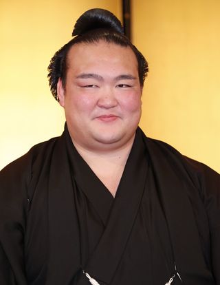 大相撲初場所で念願の初優勝！　3代目若乃花以来、19年ぶりに日本出身横綱となった稀勢の里