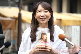 「終活」をテーマにした著作も話題になった（'15年12月）