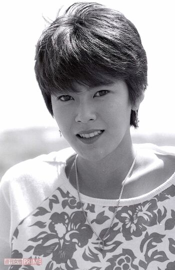 '87年に出演したドラマ『同級生は13歳』撮影時のカット。ボーイッシュでカッコいい!