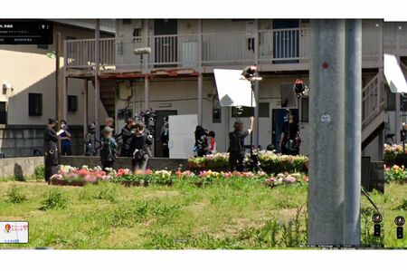Googleストリートビューに映り込んだドラマロケ中の関ジャニ∞の横山裕