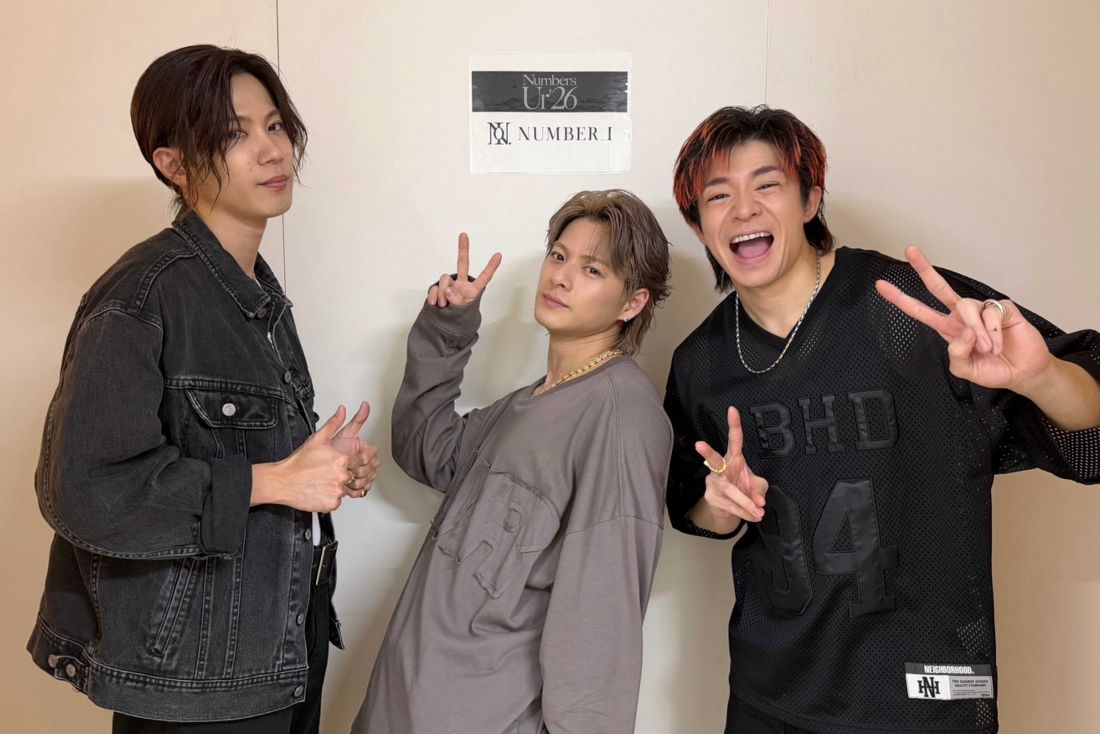 『Number_i』の3人（左から神宮寺勇太、平野紫耀、岸優太　公式Xより）