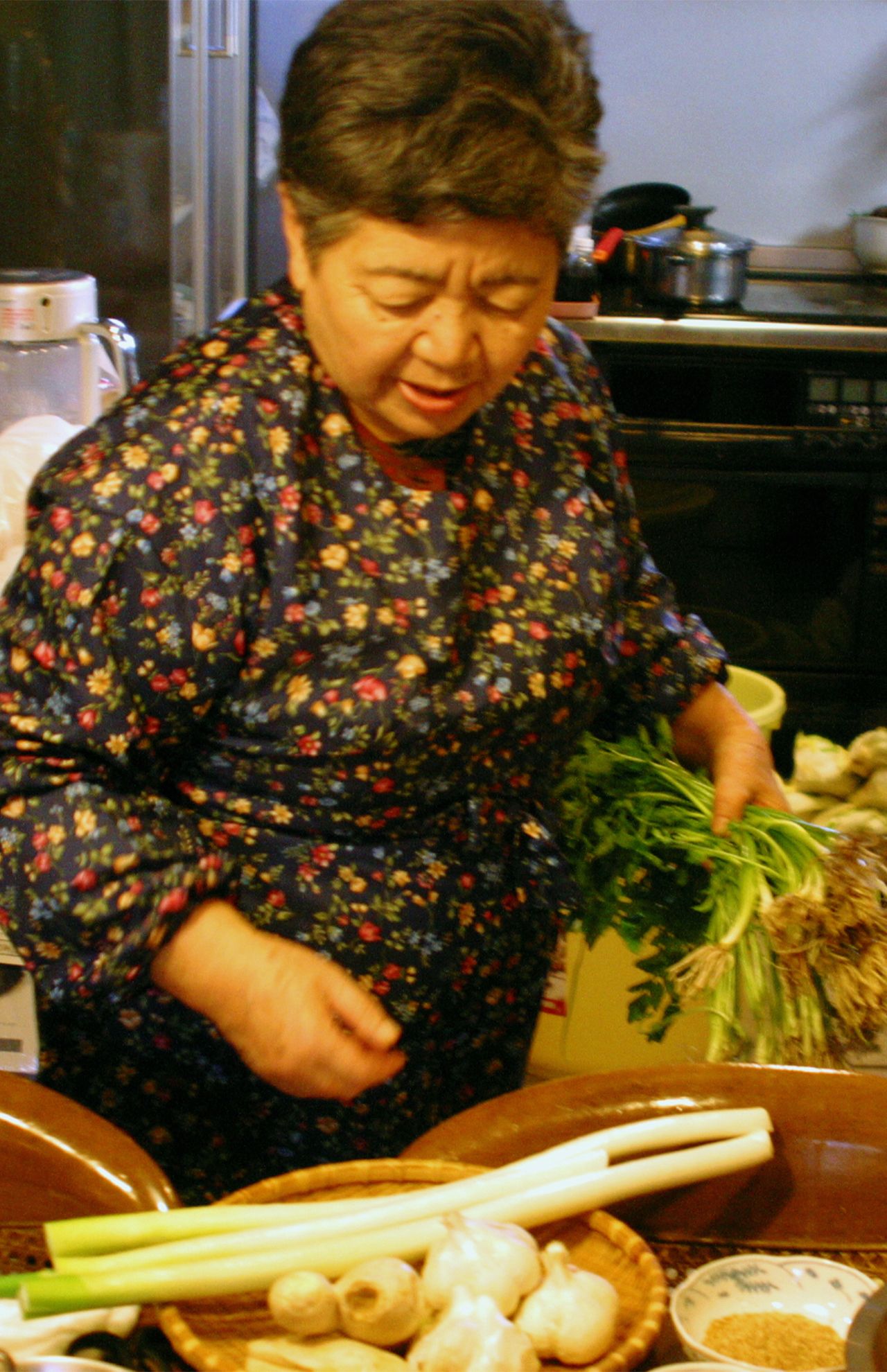 料理は健康の基本。東日本大震災の翌年、仮設住宅で料理講習会「元気の基本は食べる─美味しく食べようよく噛んで」を開催した