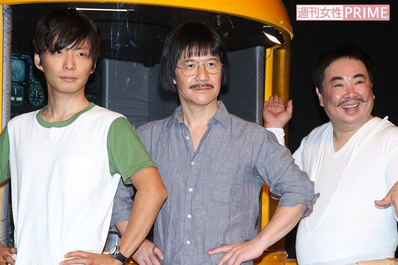 '13年『LIFE!』取材会に対応する、左から星野源、内村光良、塚地武雅