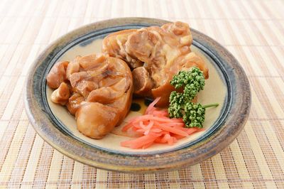 お肌の救世主「コラーゲン」は食べても無駄だった？ 美容界を揺るがす大論争