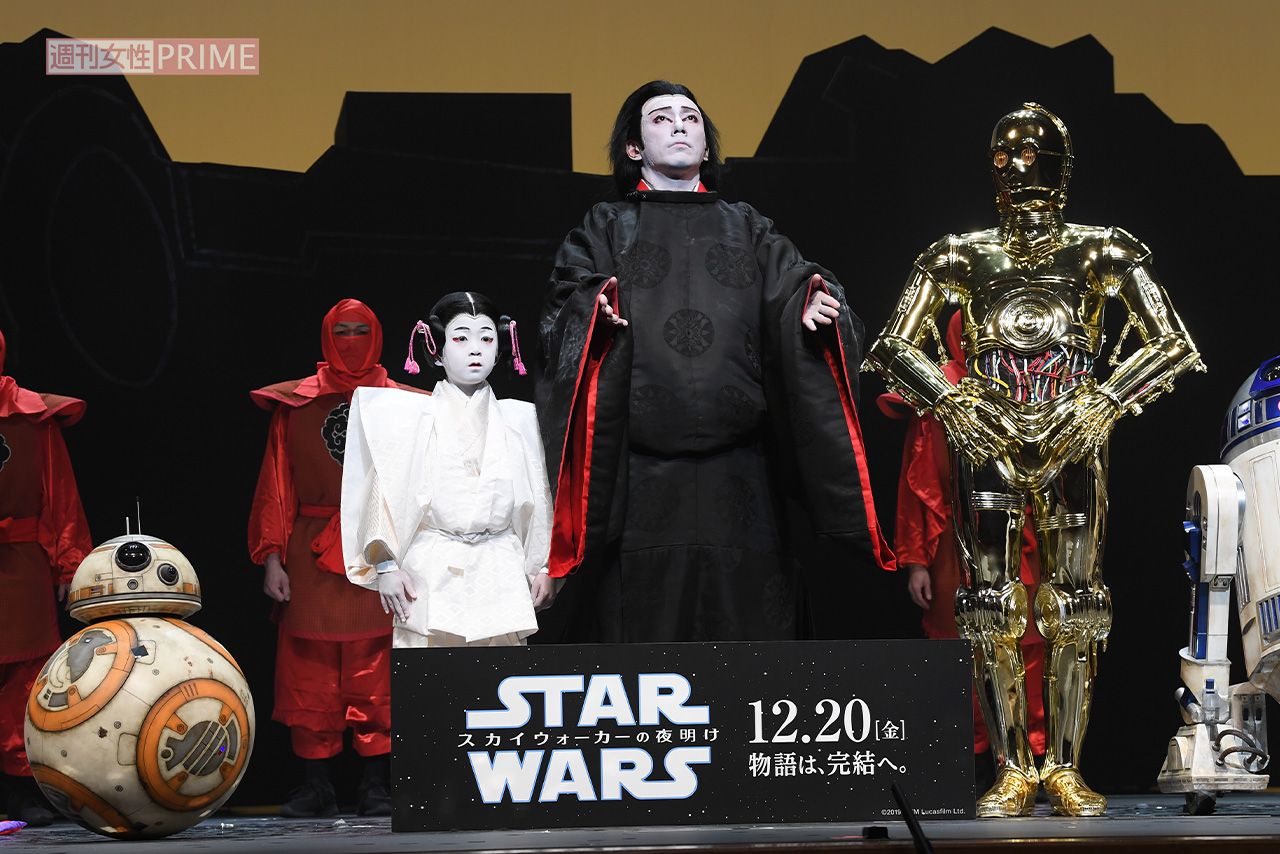 2019年11月、一夜限りの『スター・ウォーズ歌舞伎』に出演した市川海老蔵と息子の勸玄